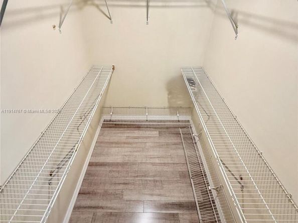 7196 Ashmont Cir 212, Tamarac FL 33321