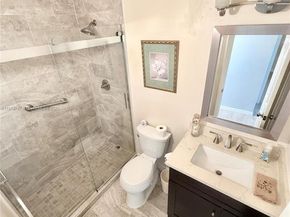 7196 Ashmont Cir 212, Tamarac FL 33321