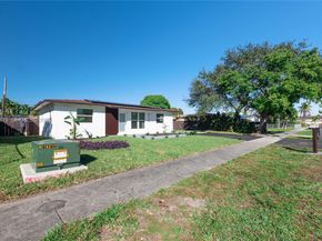 3110 SW 34th Ave, West Park FL 33023