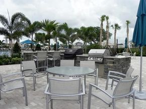 4330 Hillcrest Dr 405, Hollywood FL 33021