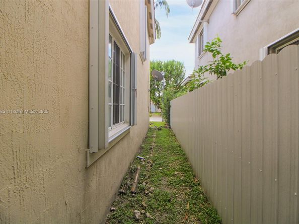 14077 SW 274th Ter, Homestead FL 33032