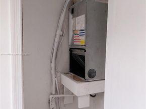 640 - 642 NW 77th St, Miami FL 33150