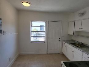 640 - 642 NW 77th St, Miami FL 33150