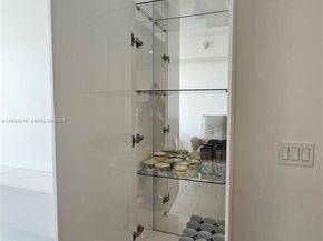 1600 NE 1st Ave 1903, Miami FL 33132