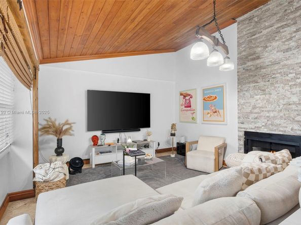 5310 SW 172nd Ave, Southwest Ranches FL 33331