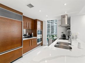 495 Brickell Ave 1702, Miami FL 33131