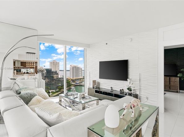 495 Brickell Ave 1702, Miami FL 33131