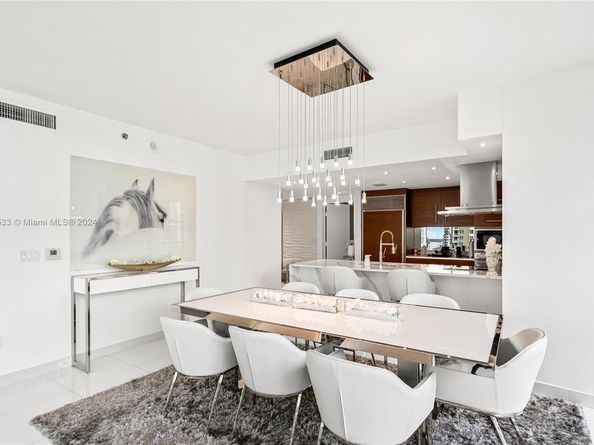 495 Brickell Ave 1702, Miami FL 33131