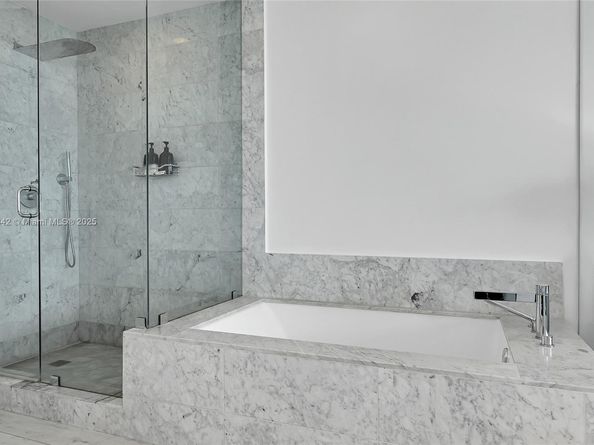 480 NE 31st St 4805, Miami FL 33137