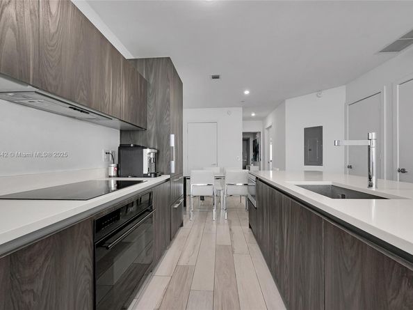 480 NE 31st St 4805, Miami FL 33137