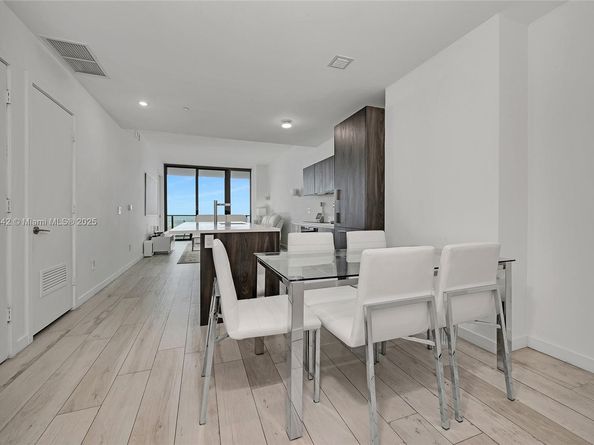 480 NE 31st St 4805, Miami FL 33137