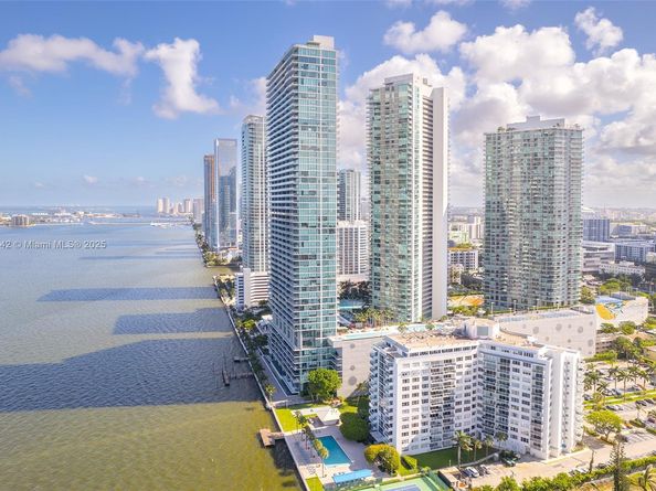 480 NE 31st St 4805, Miami FL 33137