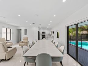 965 NE 171st St, Miami FL 33162