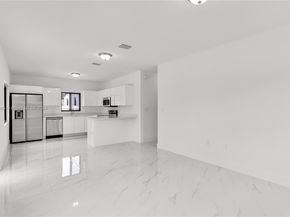 11970-11972 SW 213 St, Miami FL 33177