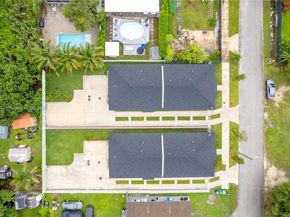 11970-11972 SW 213 St, Miami FL 33177