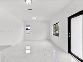 11970-11972 SW 213 St, Miami FL 33177