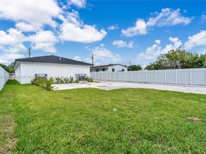 11970-11972 SW 213 St, Miami FL 33177