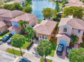 4110 NE 11th Dr, Homestead FL 33033