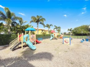 4110 NE 11th Dr, Homestead FL 33033