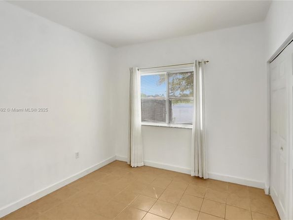 4110 NE 11th Dr, Homestead FL 33033