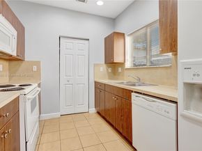 4110 NE 11th Dr, Homestead FL 33033