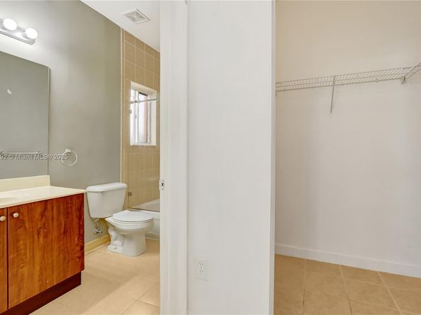 4110 NE 11th Dr, Homestead FL 33033