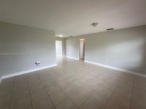 6837 NW 28th St, Sunrise FL 33313