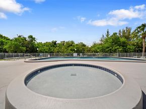 19432 NE 26th Ave 92D, Miami FL 33180