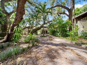 19432 NE 26th Ave 92D, Miami FL 33180