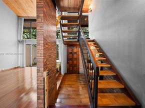 19432 NE 26th Ave 92D, Miami FL 33180