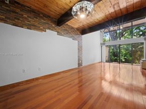 19432 NE 26th Ave 92D, Miami FL 33180