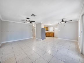 2130 Acapulco Dr, Miramar FL 33023