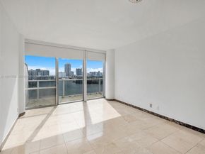 900 Bay Dr 1012, Miami Beach FL 33141