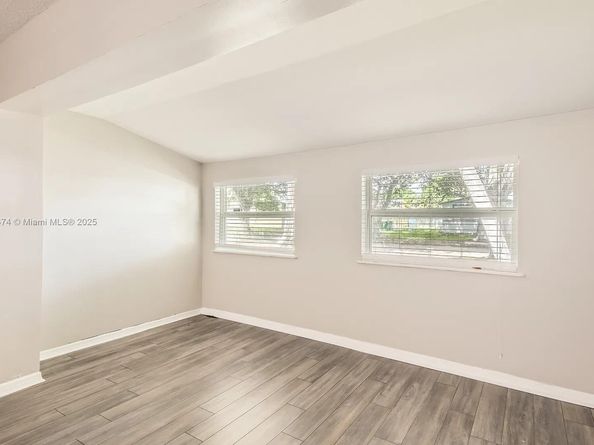 5208 SW 91st Ter, Cooper City FL 33328