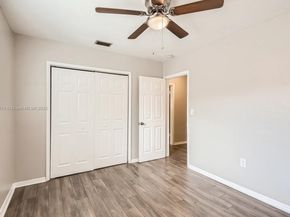 5208 SW 91st Ter, Cooper City FL 33328