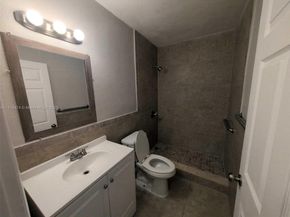 5208 SW 91st Ter, Cooper City FL 33328