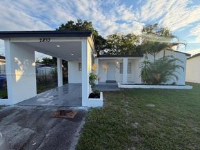 2810 Mayo St, Hollywood FL 33020