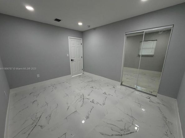 2810 Mayo St, Hollywood FL 33020