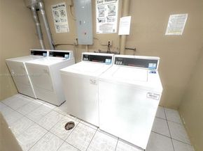 4255 N University Dr 205, Sunrise FL 33351