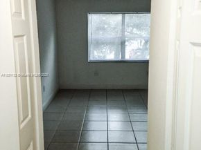 4255 N University Dr 205, Sunrise FL 33351