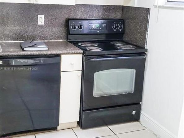 4255 N University Dr 205, Sunrise FL 33351