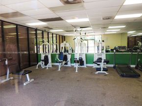 4255 N University Dr 205, Sunrise FL 33351