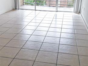 4255 N University Dr 205, Sunrise FL 33351