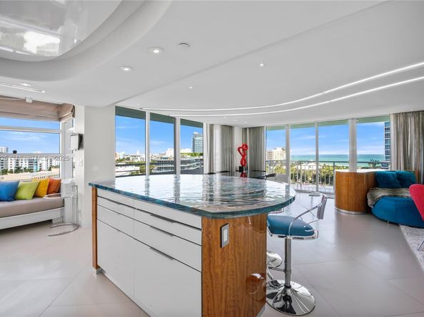 400 S Pointe Dr 910, Miami Beach FL 33139