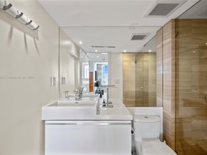400 S Pointe Dr 910, Miami Beach FL 33139