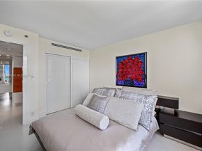 400 S Pointe Dr 910, Miami Beach FL 33139