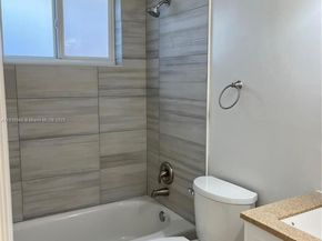 80 W 20th St, Hialeah FL 33010