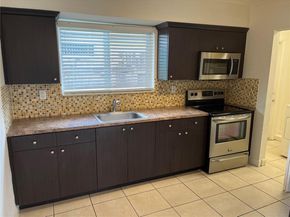 80 W 20th St, Hialeah FL 33010
