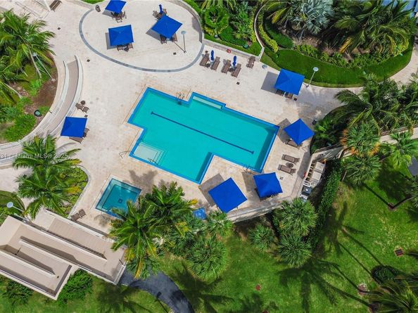 2 Grove Isle Dr B1603, Miami FL 33133
