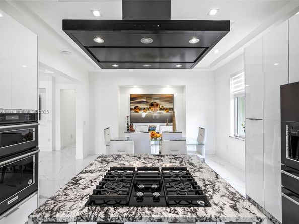 5815 SW 107th Pl, Miami FL 33173